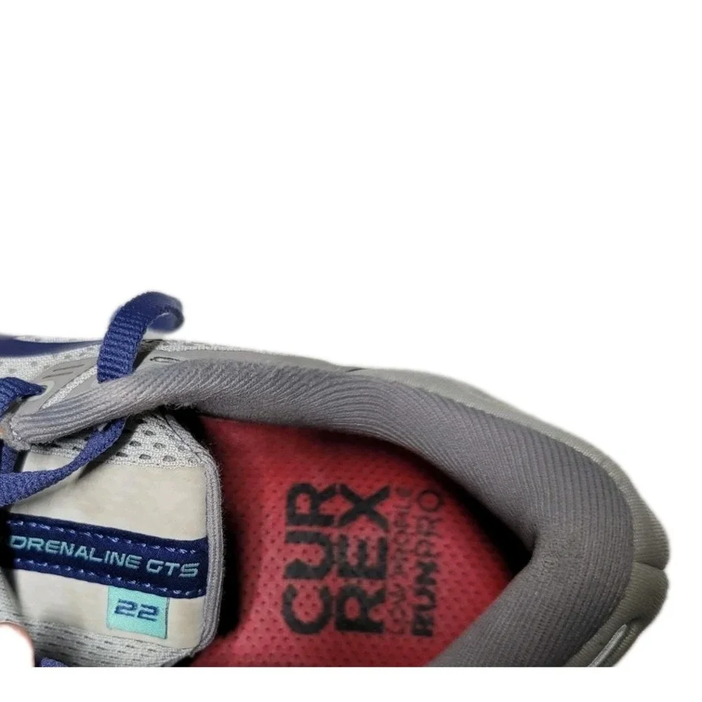 Brooks Adrenaline GTS 22 Women's Size 10.5 D (Wide) Running Shoes Gray
